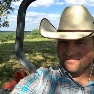 Meet your Posher, Logan